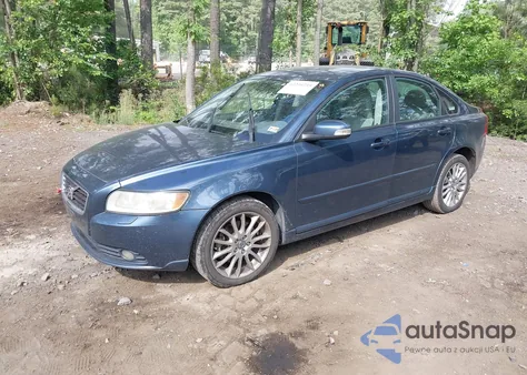 2010 Volvo S40 2.4I from USA, damaged, VIN YV1390MS9A2490226